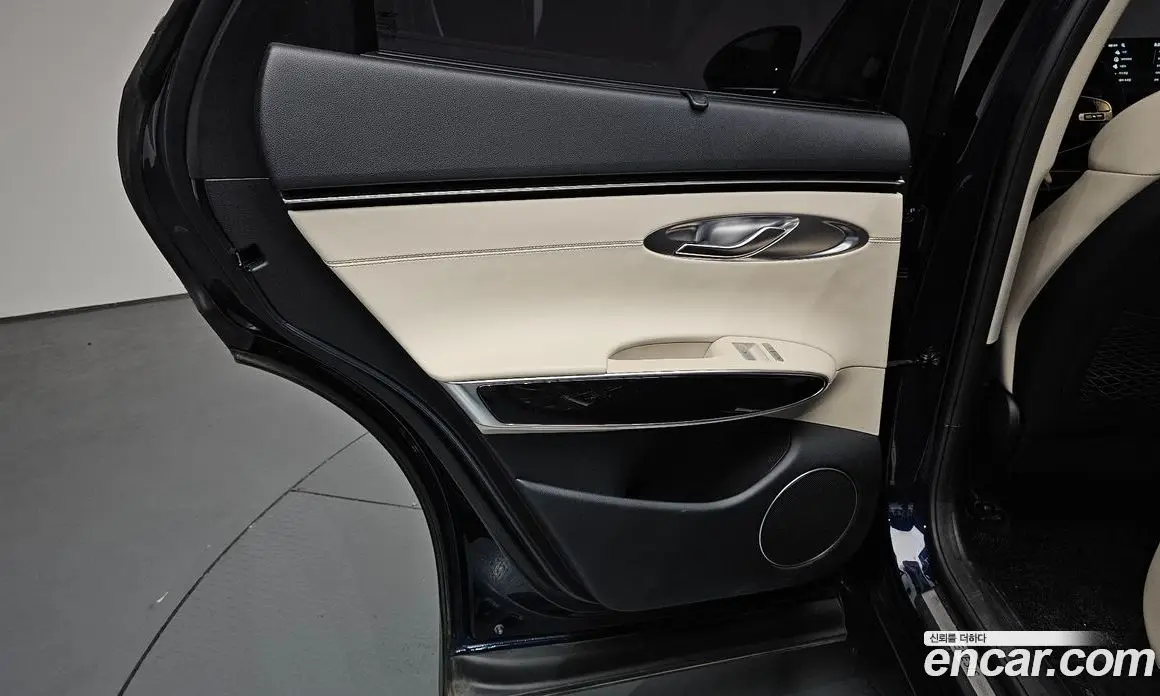 Genesis GV70 2021 2.2 автомат (гидро), фото 15