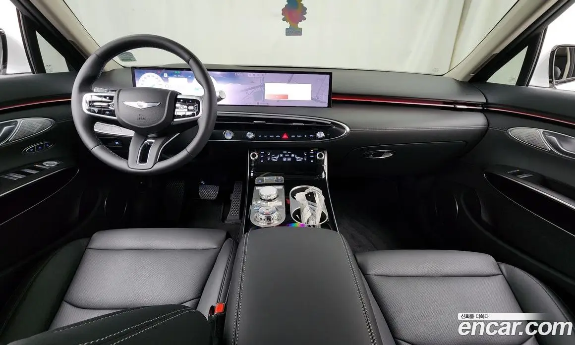 Genesis GV70 2025 2.5 автомат (гидро), фото 10 Genesis GV70 2025 2.5 автомат (гидро), фото 10