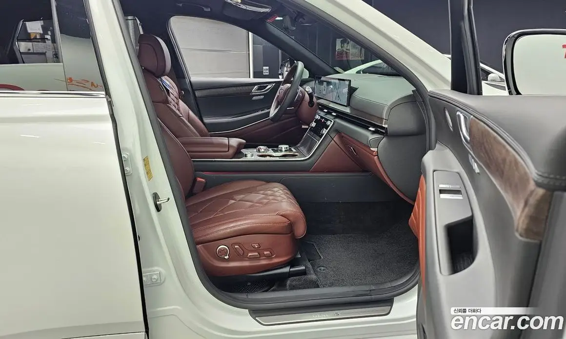 Genesis GV80 2024 2.5 автомат (гидро), фото 16 Genesis GV80 2024 2.5 автомат (гидро), фото 16
