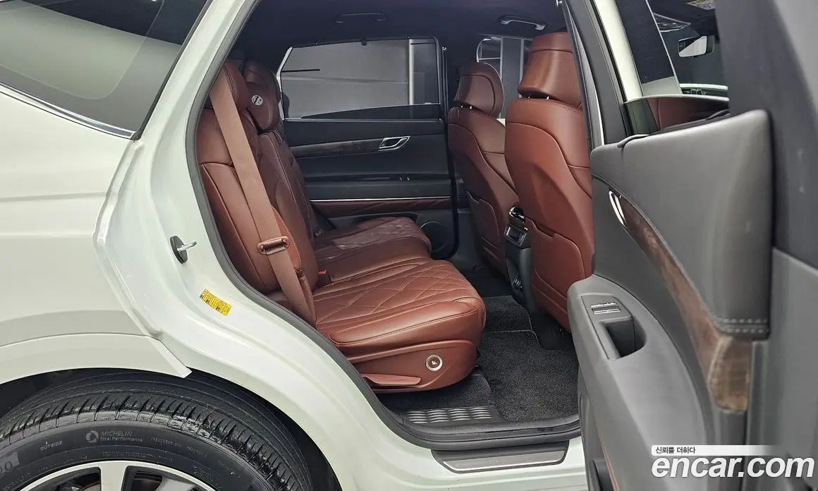 Genesis GV80 2024 2.5 автомат (гидро), фото 17 Genesis GV80 2024 2.5 автомат (гидро), фото 17