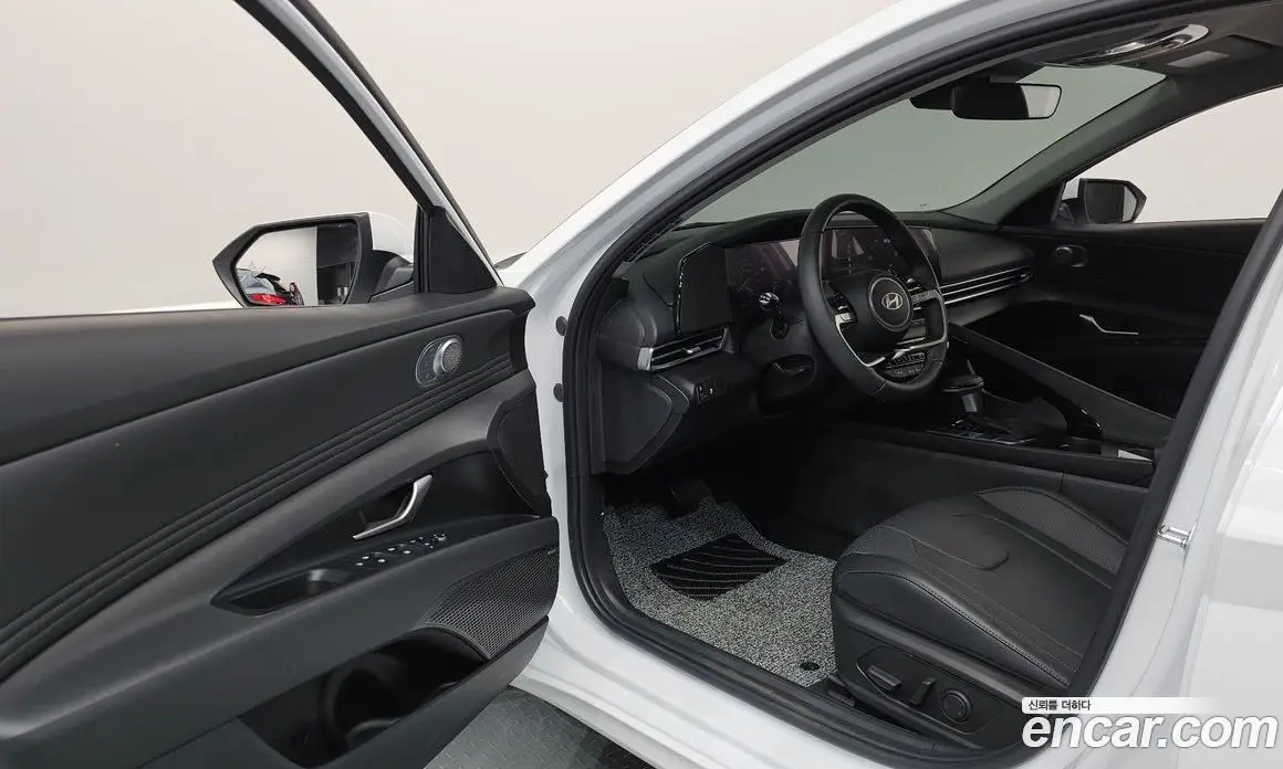 Hyundai Avante 2025 1.6 автомат (гидро), фото 13 Hyundai Avante 2025 1.6 автомат (гидро), фото 13