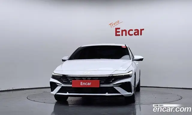 Hyundai Avante 2025 1.6 автомат (гидро), миниатюра 3 Hyundai Avante 2025 1.6 автомат (гидро), миниатюра 3
