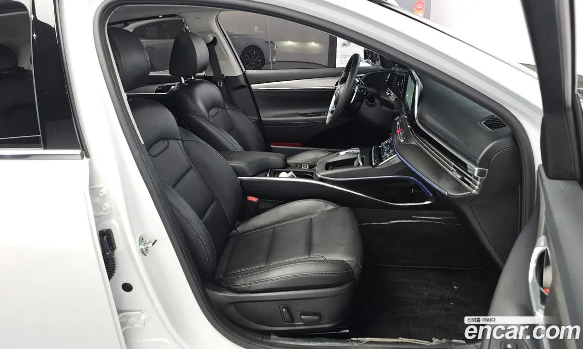 Hyundai Grandeur 2022 2.5 автомат (гидро), фото 13