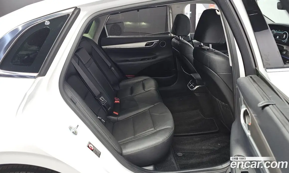 Hyundai Grandeur 2022 2.5 автомат (гидро), фото 16