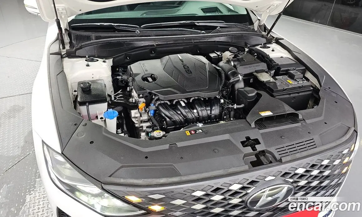 Hyundai Grandeur 2022 2.5 автомат (гидро), фото 6