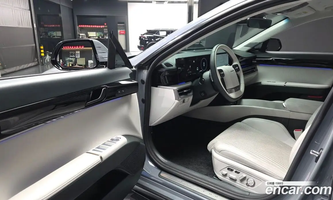 Hyundai Grandeur 2023 1.6 автомат (гидро), фото 13