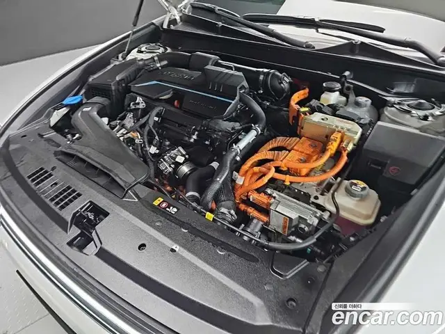 Hyundai Grandeur 2024 1.6 автомат (гидро), миниатюра 5