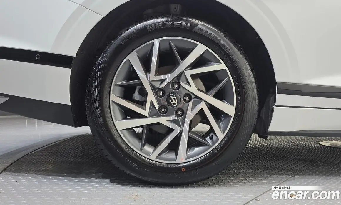 Hyundai Grandeur 2025 1.6 автомат (гидро), фото 5