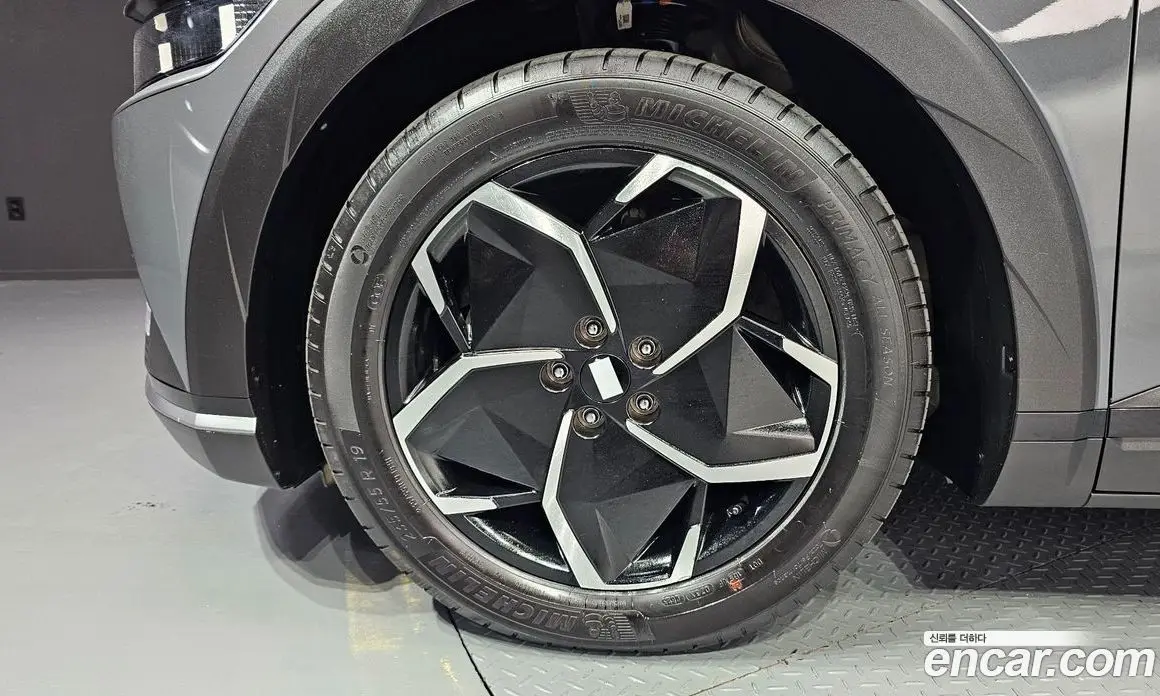 Hyundai Ioniq 5 2023 0.1 автомат (гидро), фото 5