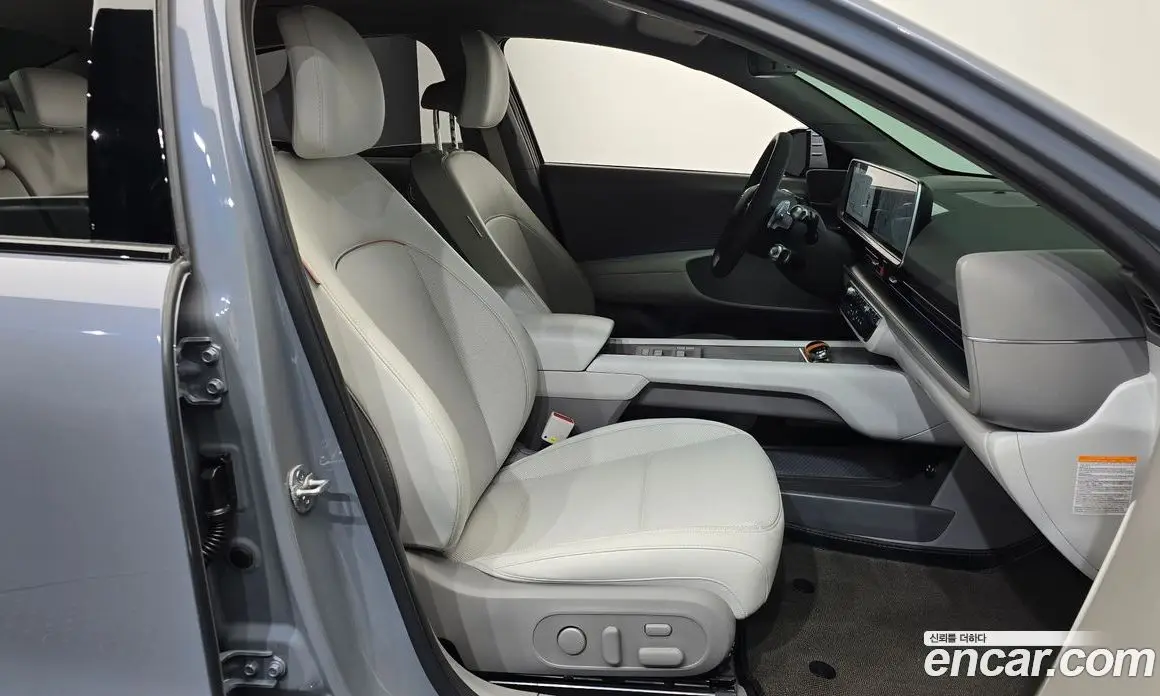 Hyundai Ioniq 6 2024 0.1 автомат (гидро), фото 16