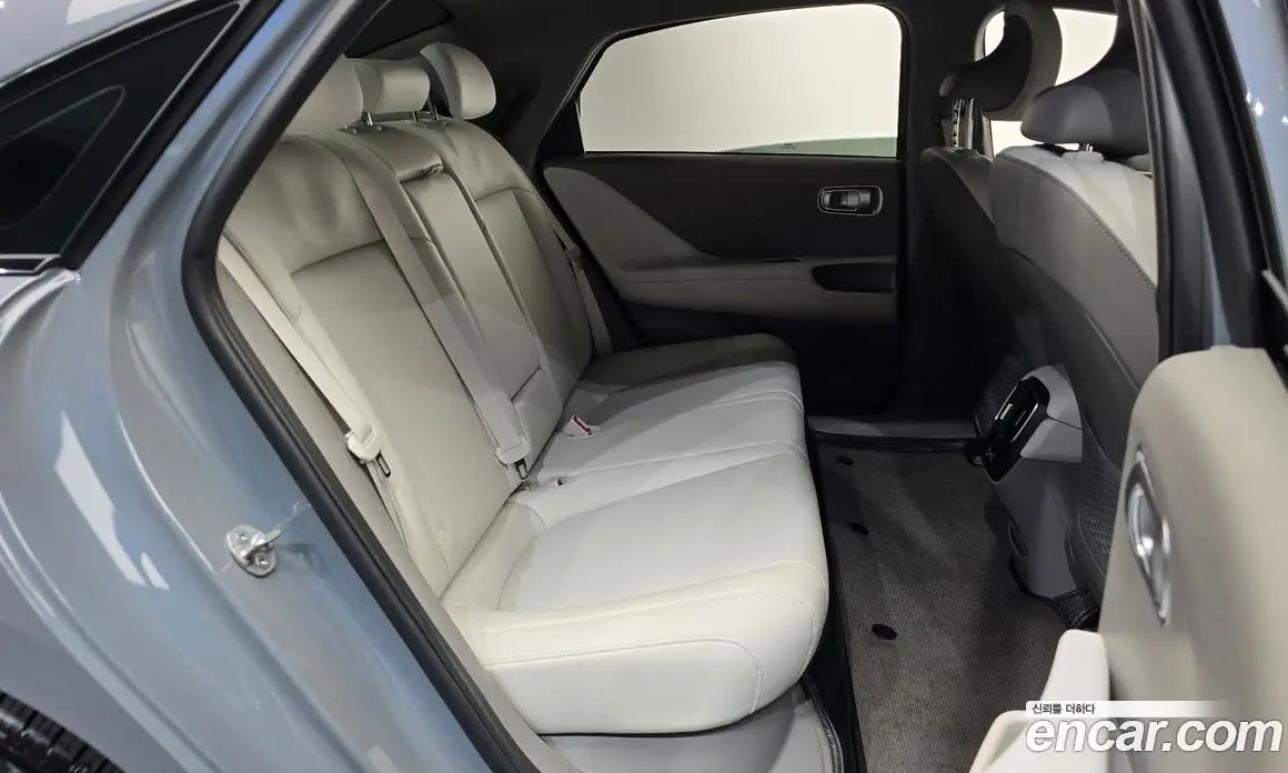 Hyundai Ioniq 6 2024 0.1 автомат (гидро), фото 17