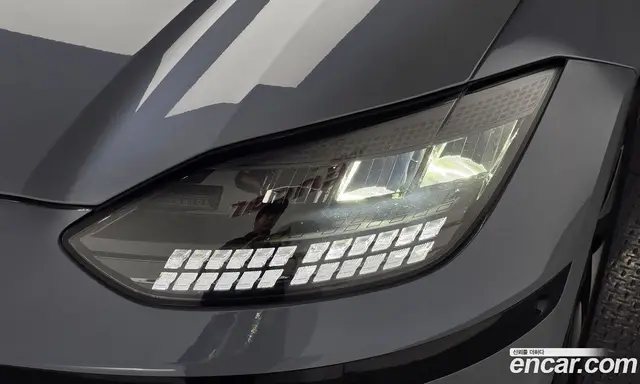 Hyundai Ioniq 6 2024 0.1 автомат (гидро), миниатюра 8