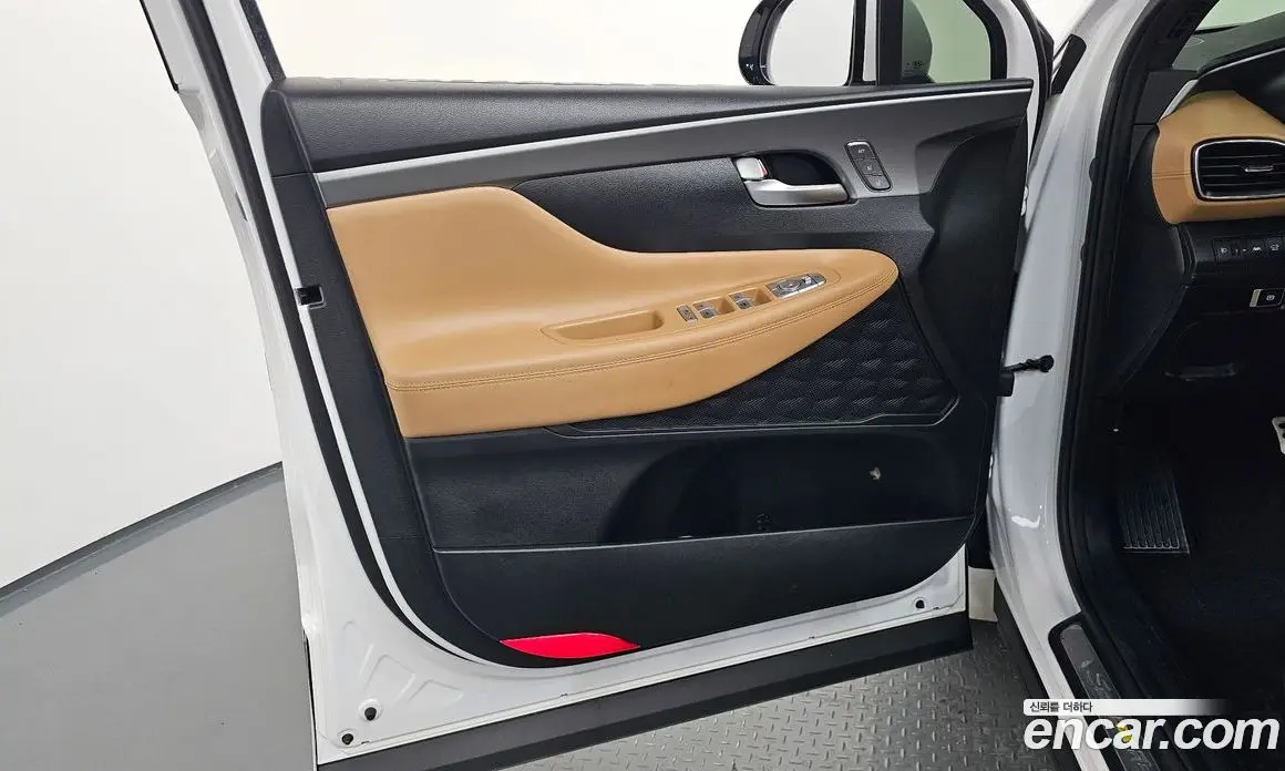 Hyundai Santa Fe 2023 2.5 автомат (гидро), фото 14