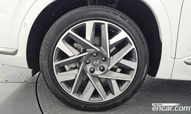 Hyundai Santa Fe 2023 2.5 автомат (гидро), миниатюра 5