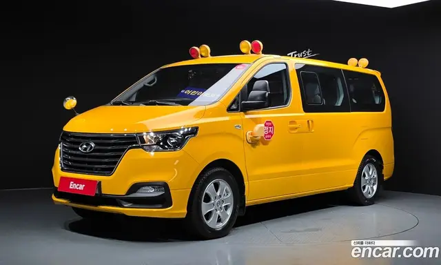 Hyundai Starex 2020 2.4 автомат (гидро), миниатюра 1 Hyundai Starex 2020 2.4 автомат (гидро), миниатюра 1