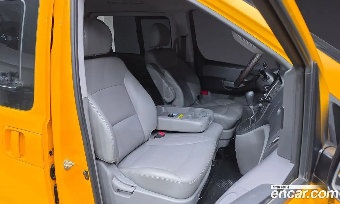 Hyundai Starex 2020 2.4 автомат (гидро), фото 18 Hyundai Starex 2020 2.4 автомат (гидро), фото 18