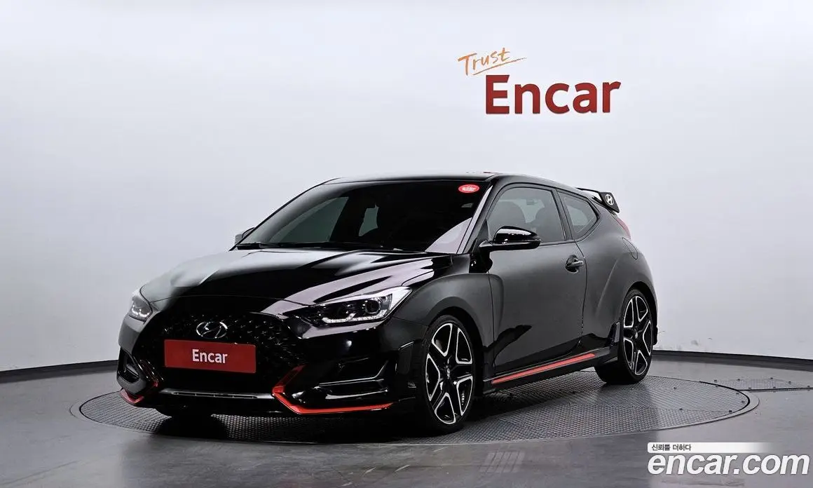 Hyundai Veloster 2021 2.0 механика, фото 1 Hyundai Veloster 2021 2.0 механика, фото 1