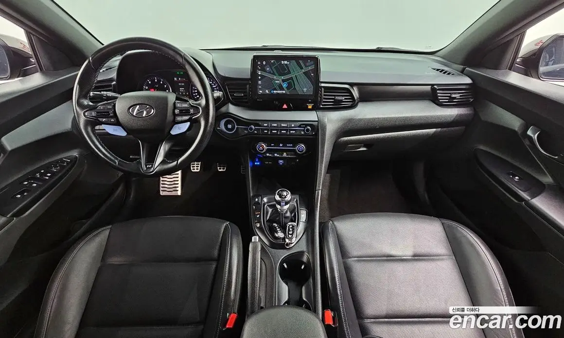 Hyundai Veloster 2021 2.0 механика, фото 7 Hyundai Veloster 2021 2.0 механика, фото 7