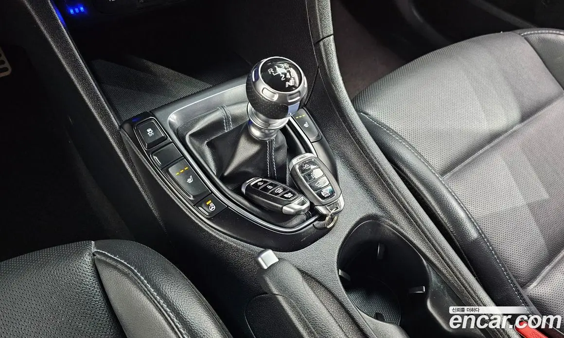 Hyundai Veloster 2021 2.0 механика, фото 9 Hyundai Veloster 2021 2.0 механика, фото 9