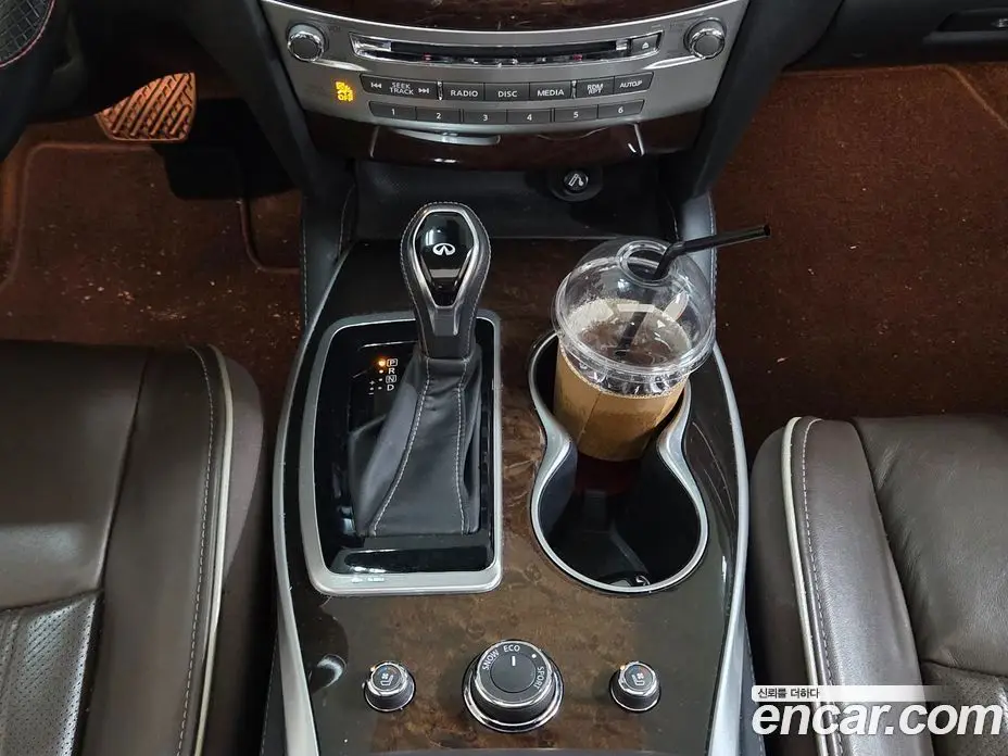 Infiniti QX60 2018 3.5 автомат (гидро), фото 14 Infiniti QX60 2018 3.5 автомат (гидро), фото 14