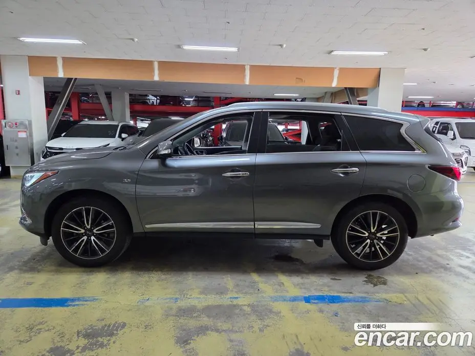 Infiniti QX60 2018 3.5 автомат (гидро), фото 3 Infiniti QX60 2018 3.5 автомат (гидро), фото 3