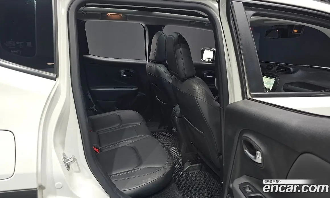 Jeep Renegade 2022 1.3 автомат (гидро), фото 15 Jeep Renegade 2022 1.3 автомат (гидро), фото 15