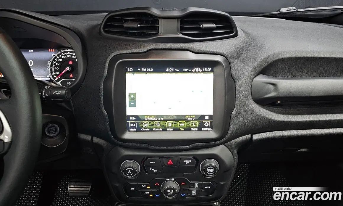 Jeep Renegade 2022 1.3 автомат (гидро), фото 19 Jeep Renegade 2022 1.3 автомат (гидро), фото 19