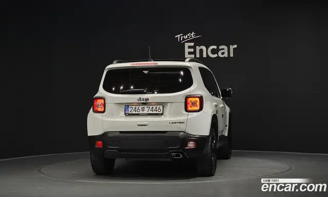 Jeep Renegade 2022 1.3 автомат (гидро), миниатюра 3 Jeep Renegade 2022 1.3 автомат (гидро), миниатюра 3