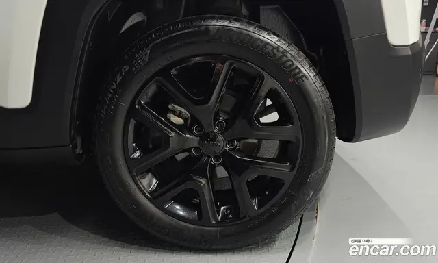 Jeep Renegade 2022 1.3 автомат (гидро), миниатюра 6 Jeep Renegade 2022 1.3 автомат (гидро), миниатюра 6