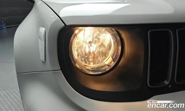Jeep Renegade 2022 1.3 автомат (гидро), миниатюра 7 Jeep Renegade 2022 1.3 автомат (гидро), миниатюра 7