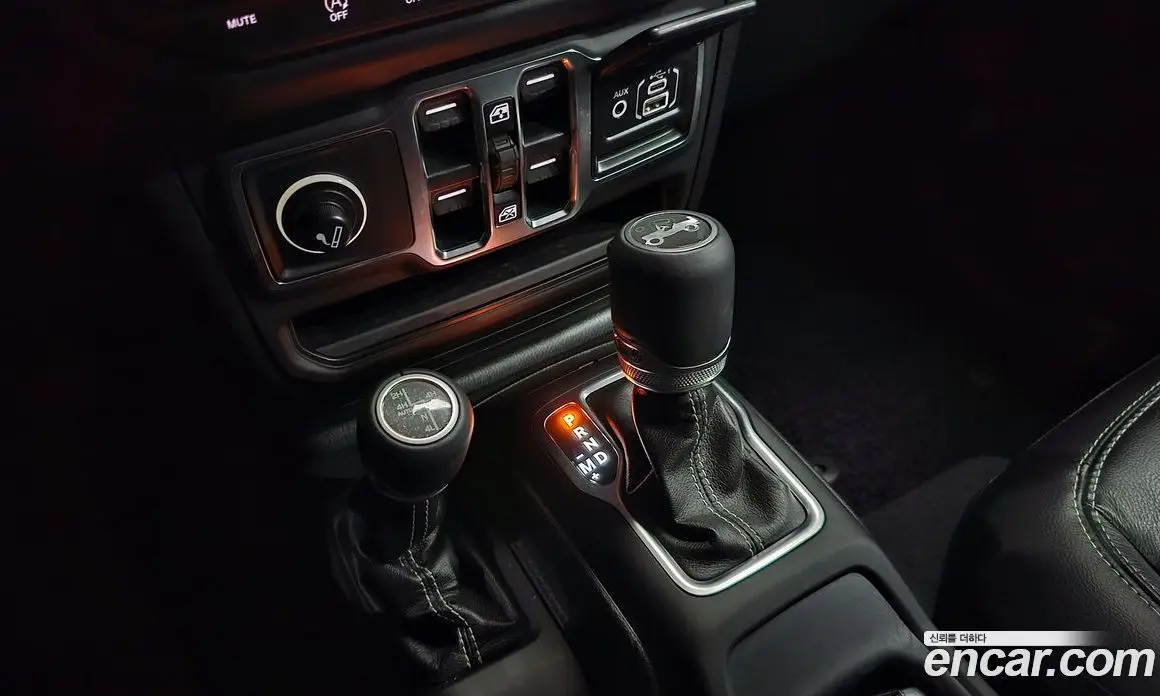 Jeep Wrangler 2019 2.0 автомат (гидро), фото 12 Jeep Wrangler 2019 2.0 автомат (гидро), фото 12