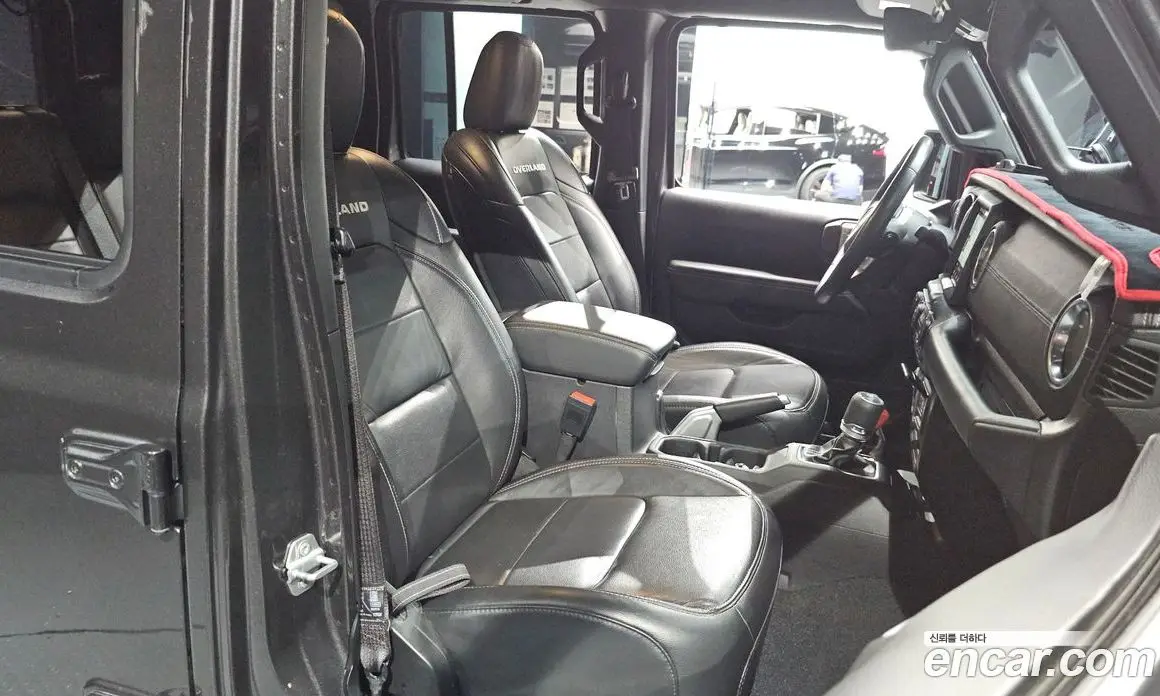 Jeep Wrangler 2019 2.0 автомат (гидро), фото 18 Jeep Wrangler 2019 2.0 автомат (гидро), фото 18