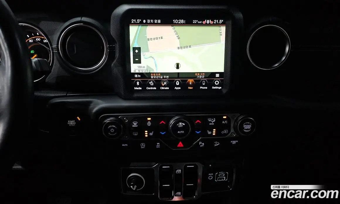 Jeep Wrangler 2019 2.0 автомат (гидро), фото 22 Jeep Wrangler 2019 2.0 автомат (гидро), фото 22