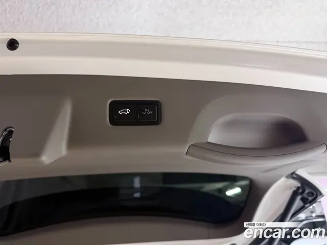 Kia Carnival 2025 1.6 автомат (гидро), миниатюра 12