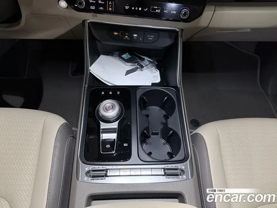 Kia Carnival 2025 1.6 автомат (гидро), фото 17