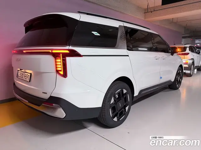 Kia Carnival 2025 1.6 автомат (гидро), миниатюра 4