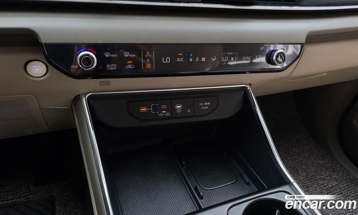 Kia Carnival 2025 2.2 автомат (гидро), фото 23 Kia Carnival 2025 2.2 автомат (гидро), фото 23