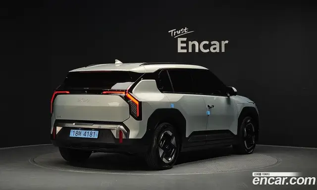 Kia EV3 2025 0.2 автомат (гидро), миниатюра 2