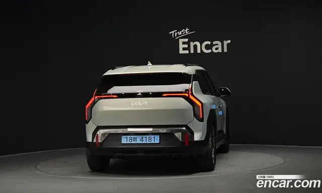 Kia EV3 2025 0.2 автомат (гидро), миниатюра 4