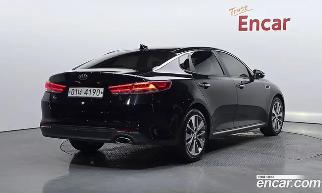 Kia K5 (Optima), 2017, 35 900 км