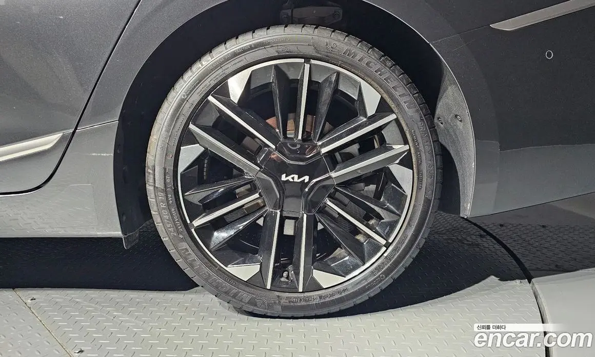 Kia K8 2024 2.5 автомат (гидро), фото 7 Kia K8 2024 2.5 автомат (гидро), фото 7