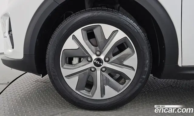 Kia Niro 2022 0.2 автомат (гидро), миниатюра 4