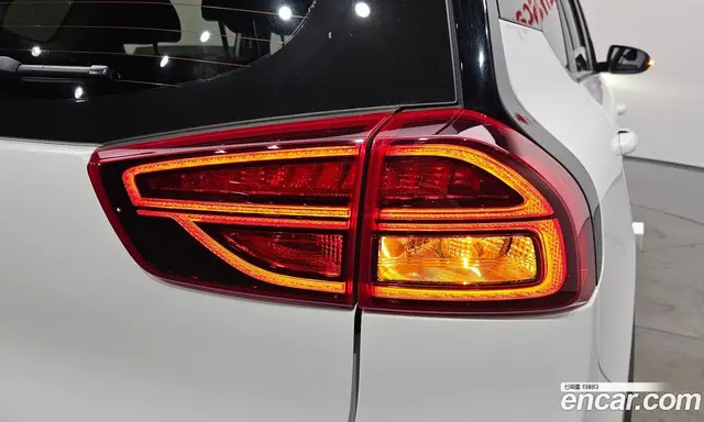 Kia Niro 2022 0.2 автомат (гидро), миниатюра 8