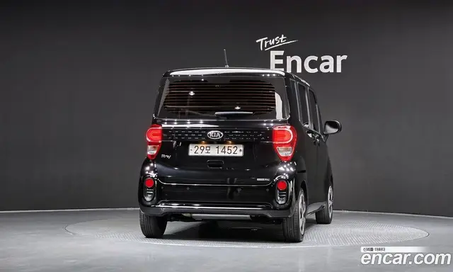 Kia Ray 2018 1.0 автомат (гидро), миниатюра 4
