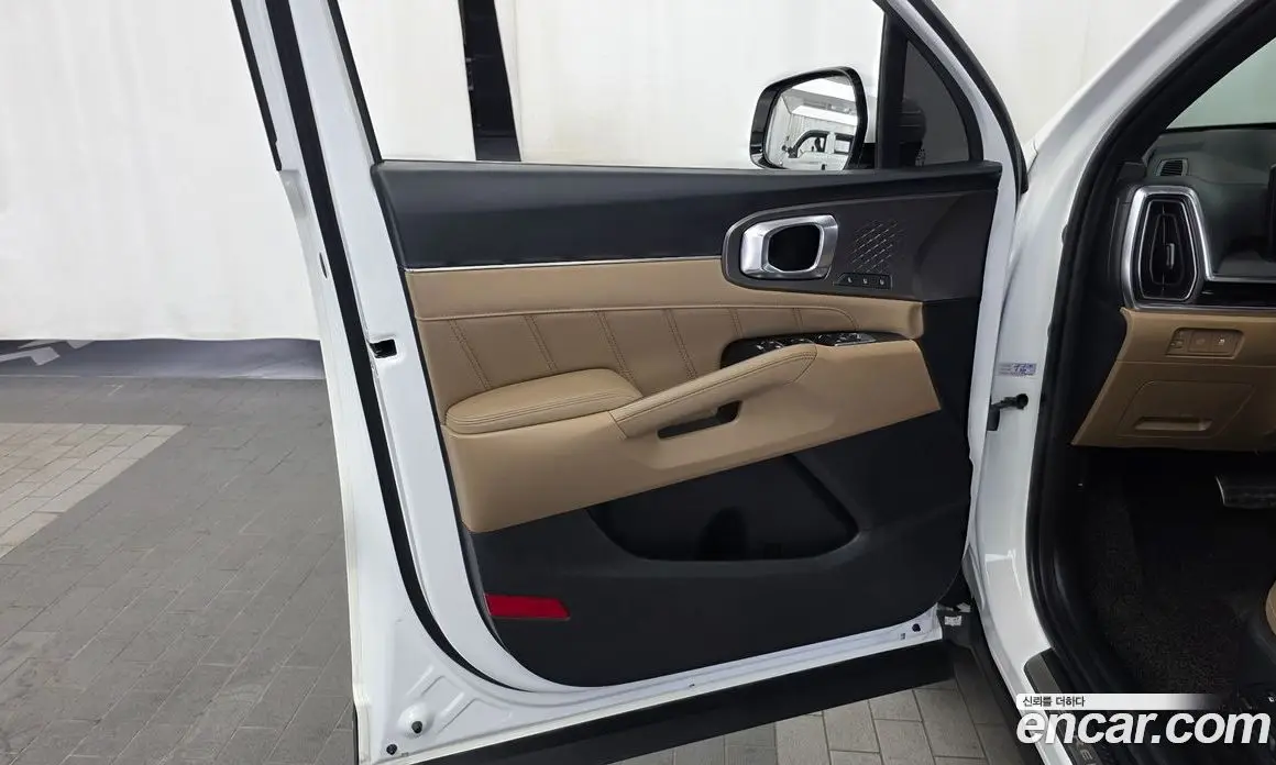 Kia Sorento 2023 2.5 автомат (гидро), фото 14
