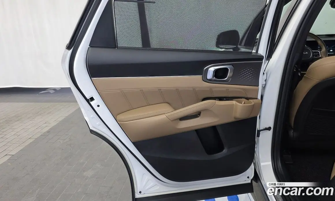 Kia Sorento 2023 2.5 автомат (гидро), фото 15