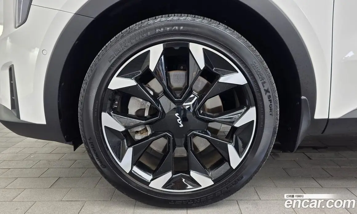Kia Sorento 2023 2.5 автомат (гидро), фото 5