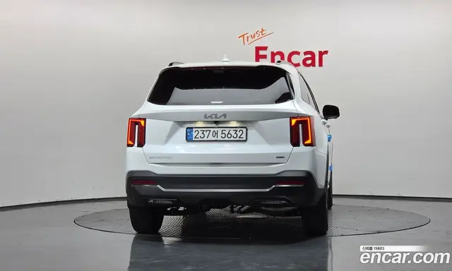 Kia Sorento 2024 1.6 автомат (гидро), миниатюра 4 Kia Sorento 2024 1.6 автомат (гидро), миниатюра 4