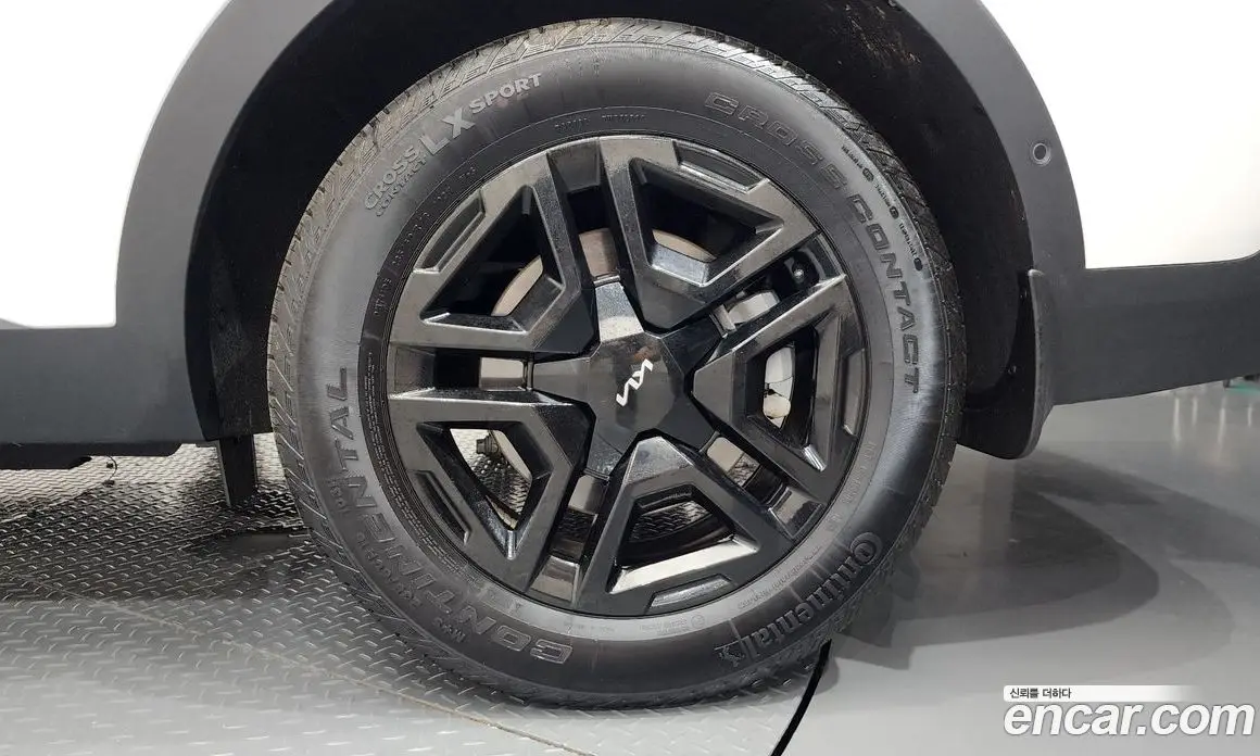 Kia Sorento 2024 1.6 автомат (гидро), фото 7 Kia Sorento 2024 1.6 автомат (гидро), фото 7