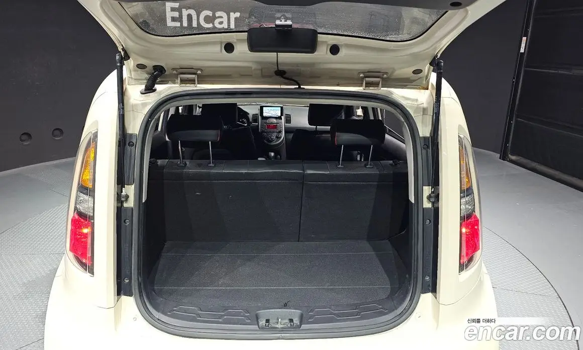 Kia Soul 2009 1.6 автомат (гидро), фото 19